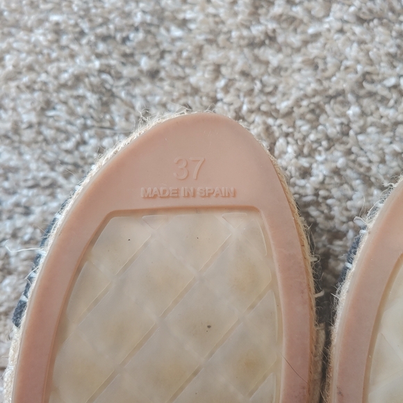 Chanel Espadrille Linen Canvas Shoes with Black Toe Cap, Size 37 - Picture 8 of 8